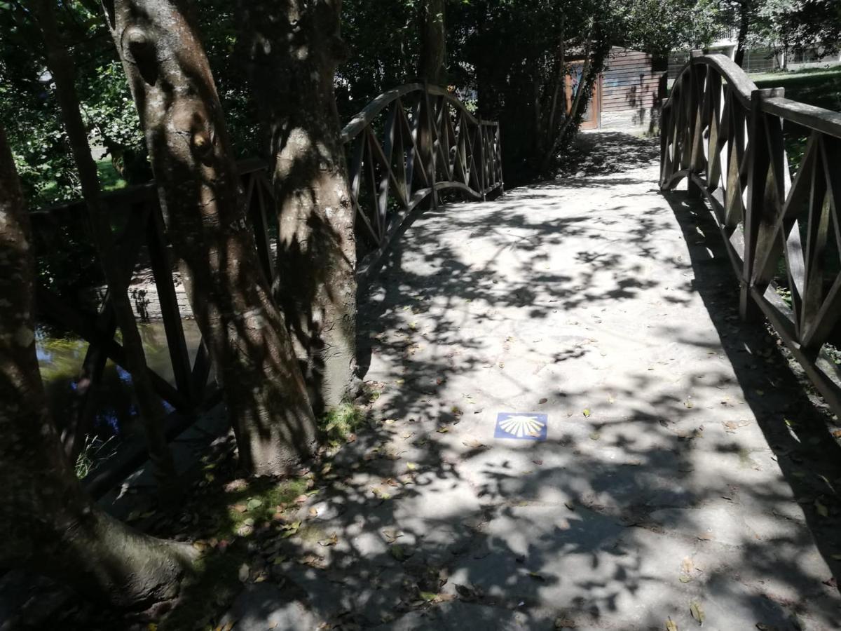 Alojamiento Camino Real Sigueiro Exterior photo